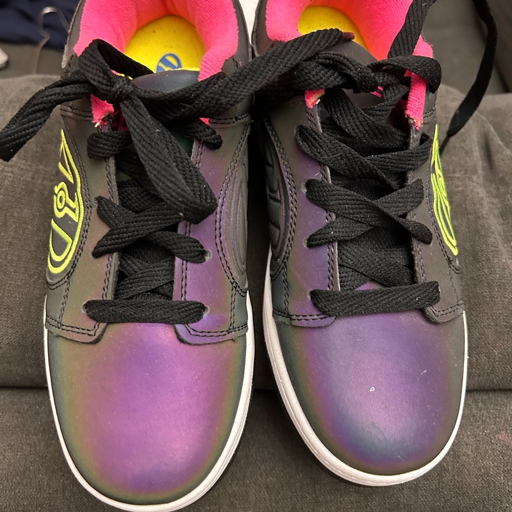 Heelys Iridescent Purple and Black Kids Sneakers